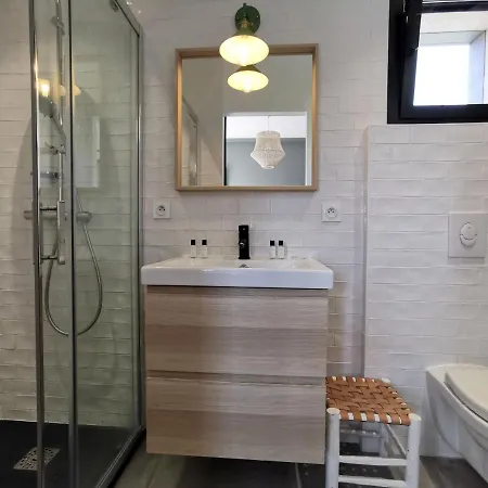 Frühstückspension La De L'abbaye - Climatisation Et Petit Dej 3*