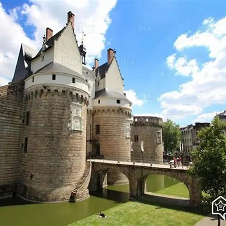 Bed and breakfast La De L'abbaye - Climatisation Et Petit Dej 3*