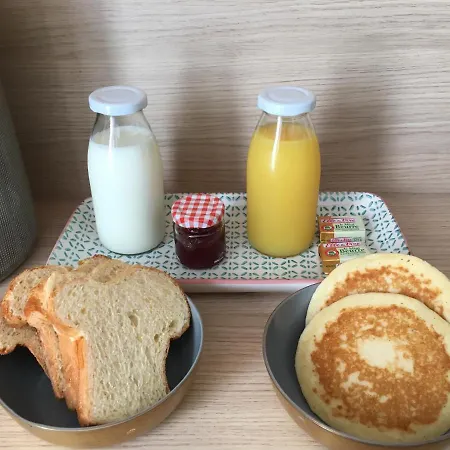 La De L'abbaye - Climatisation Et Petit Dej 3*