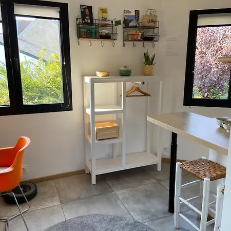 Bed and breakfast La De L'abbaye - Climatisation Et Petit Dej