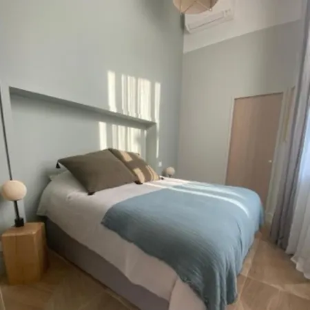 Bed and Breakfast La De L'abbaye - Climatisation Et Petit Dej