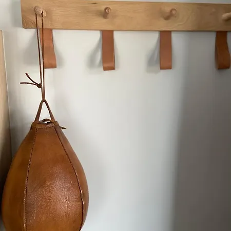 La De L'abbaye - Climatisation Et Petit Dej Frühstückspension 3*