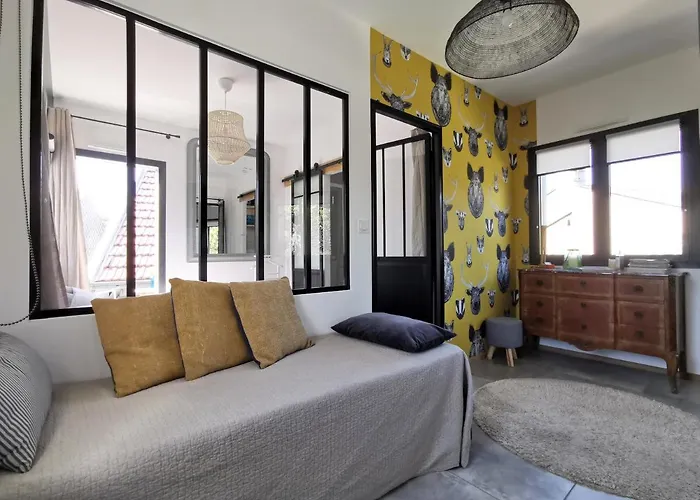 Bed and breakfast La De L'abbaye - Climatisation Et Petit Dej