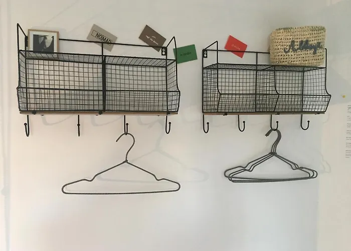 La De L'abbaye - Climatisation Et Petit Dej Bed and breakfast 3*