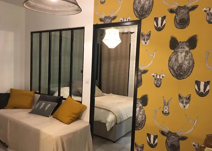 La De L'abbaye - Climatisation Et Petit Dej B&B 낭트