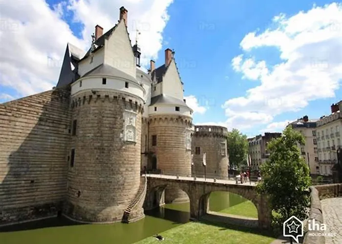 Bed and breakfast La De L'abbaye - Climatisation Et Petit Dej 3*