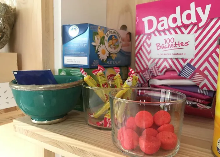 La De L'abbaye - Climatisation Et Petit Dej 3* Нант