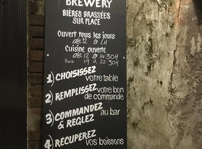 La De L'abbaye - Climatisation Et Petit Dej 3* 낭트