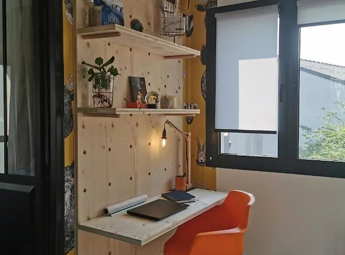 La De L'abbaye - Climatisation Et Petit Dej Отель типа 