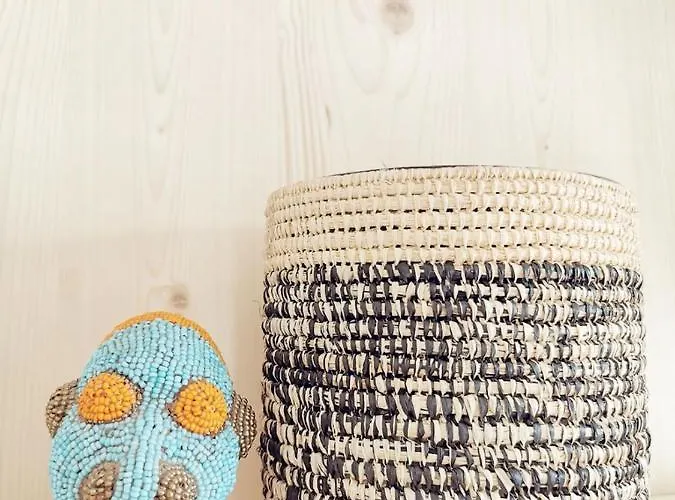 La De L'abbaye - Climatisation Et Petit Dej Bed and breakfast