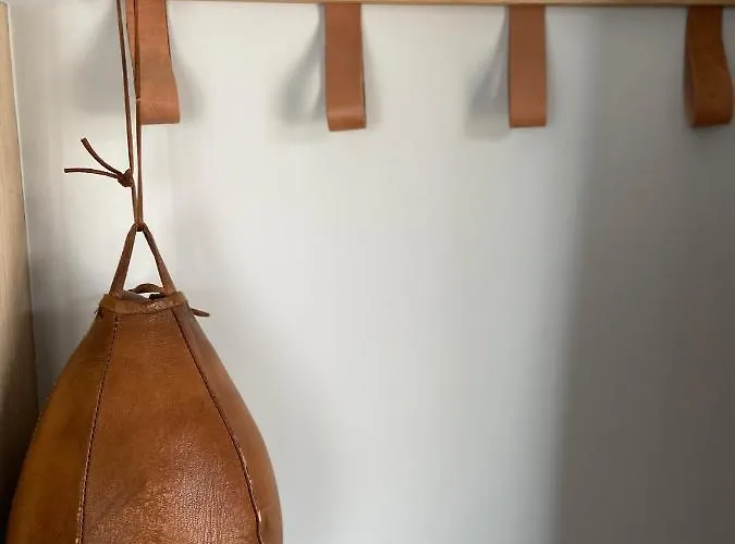 La De L'abbaye - Climatisation Et Petit Dej Bed and breakfast 3*