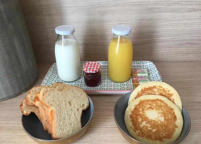 La De L'abbaye - Climatisation Et Petit Dej 3*