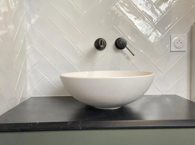 Panzió La De L'abbaye - Climatisation Et Petit Dej 3*